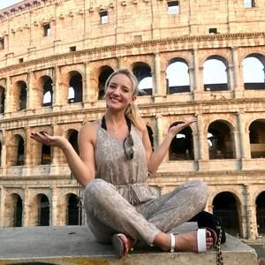 Meet your Posher, Katie